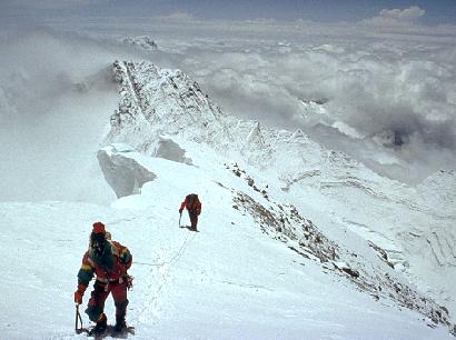 El Everest II o Pon-De-Tu-Parte